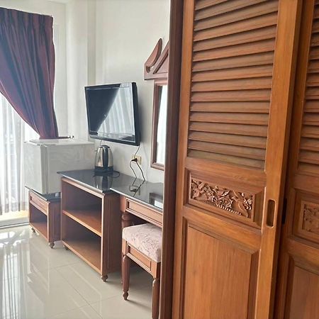 Praew Mansion Hotell Kamala-stranden Eksteriør bilde