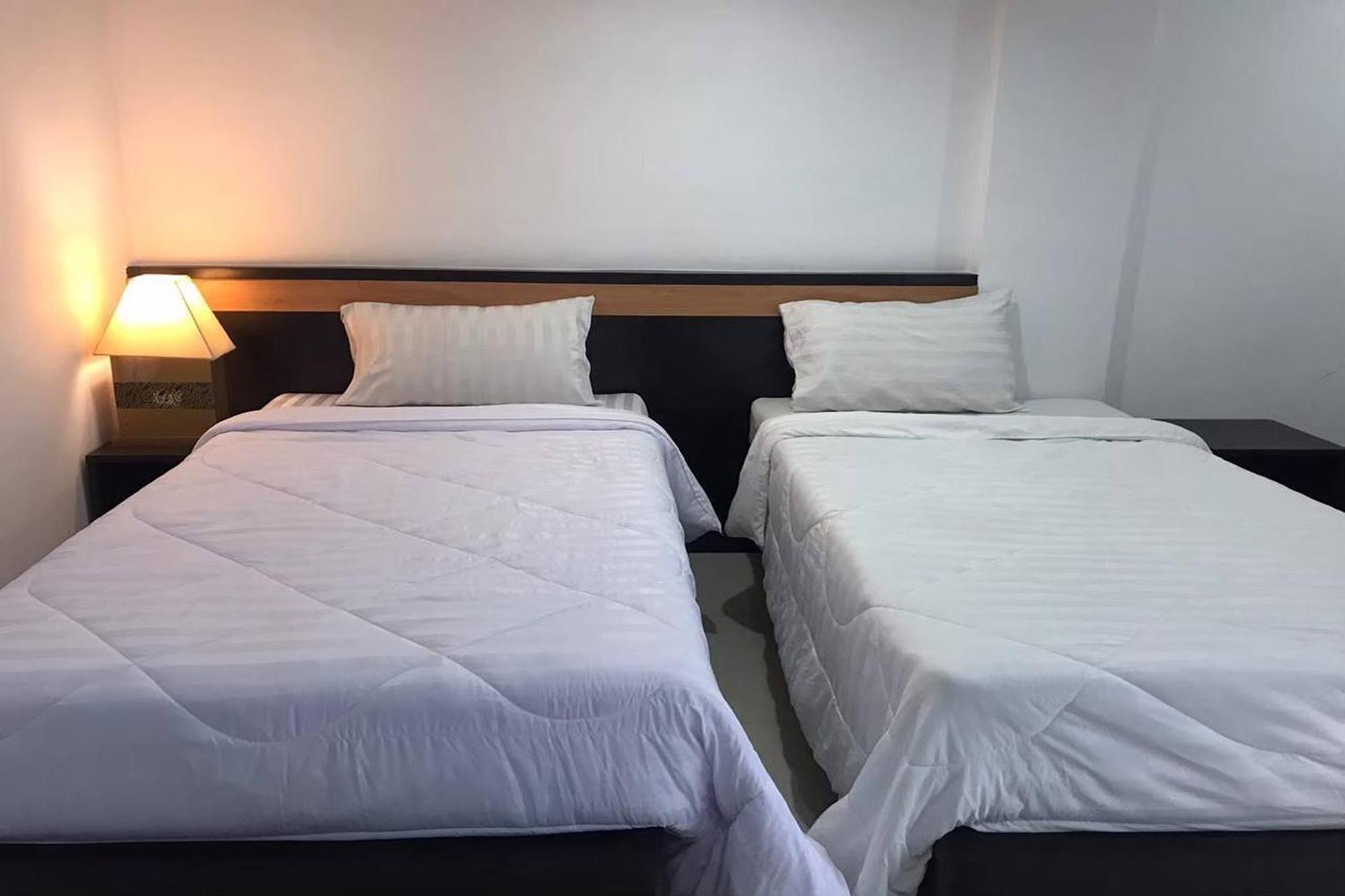 Praew Mansion Hotell Kamala-stranden Eksteriør bilde