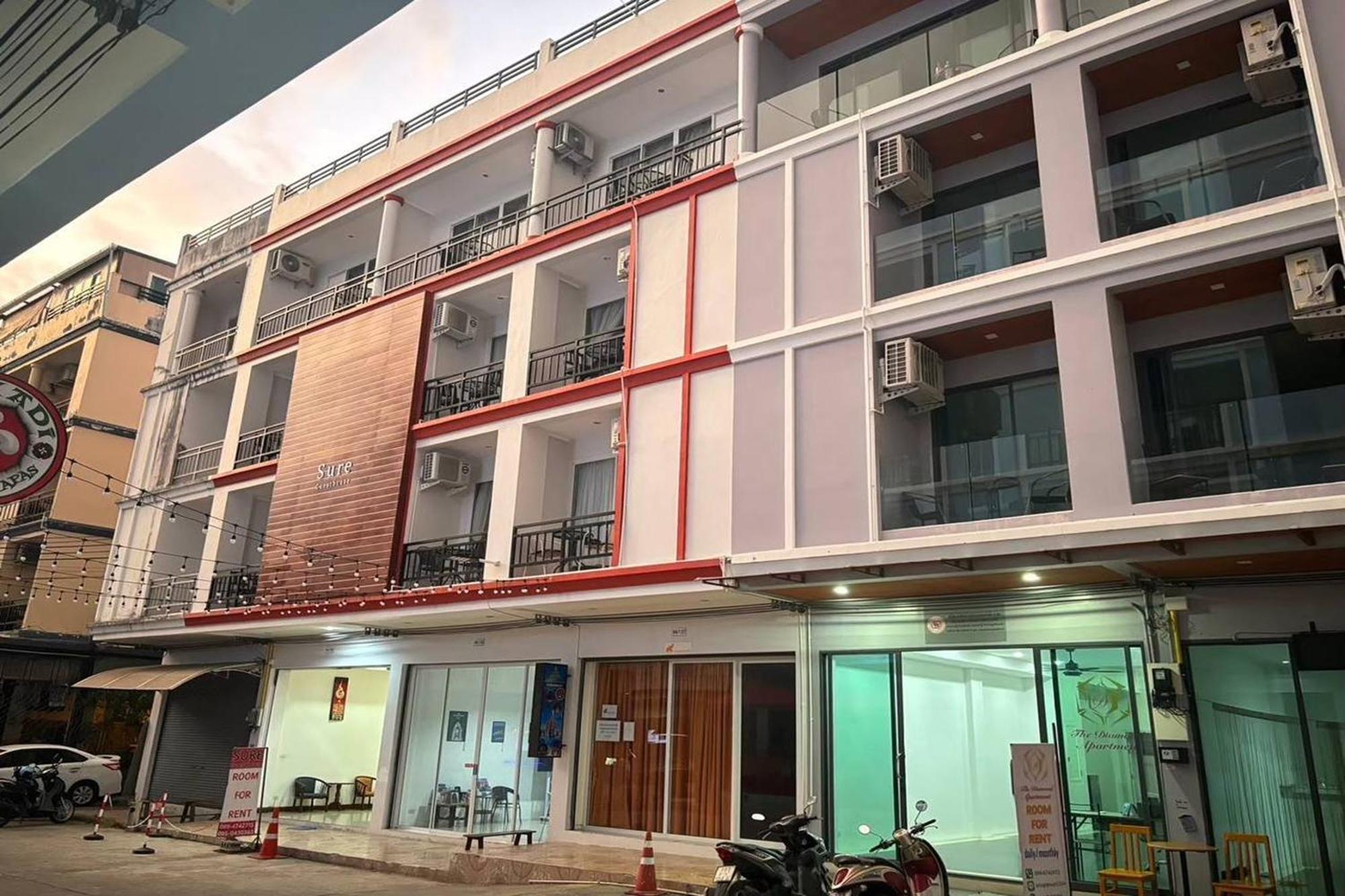 Praew Mansion Hotell Kamala-stranden Eksteriør bilde