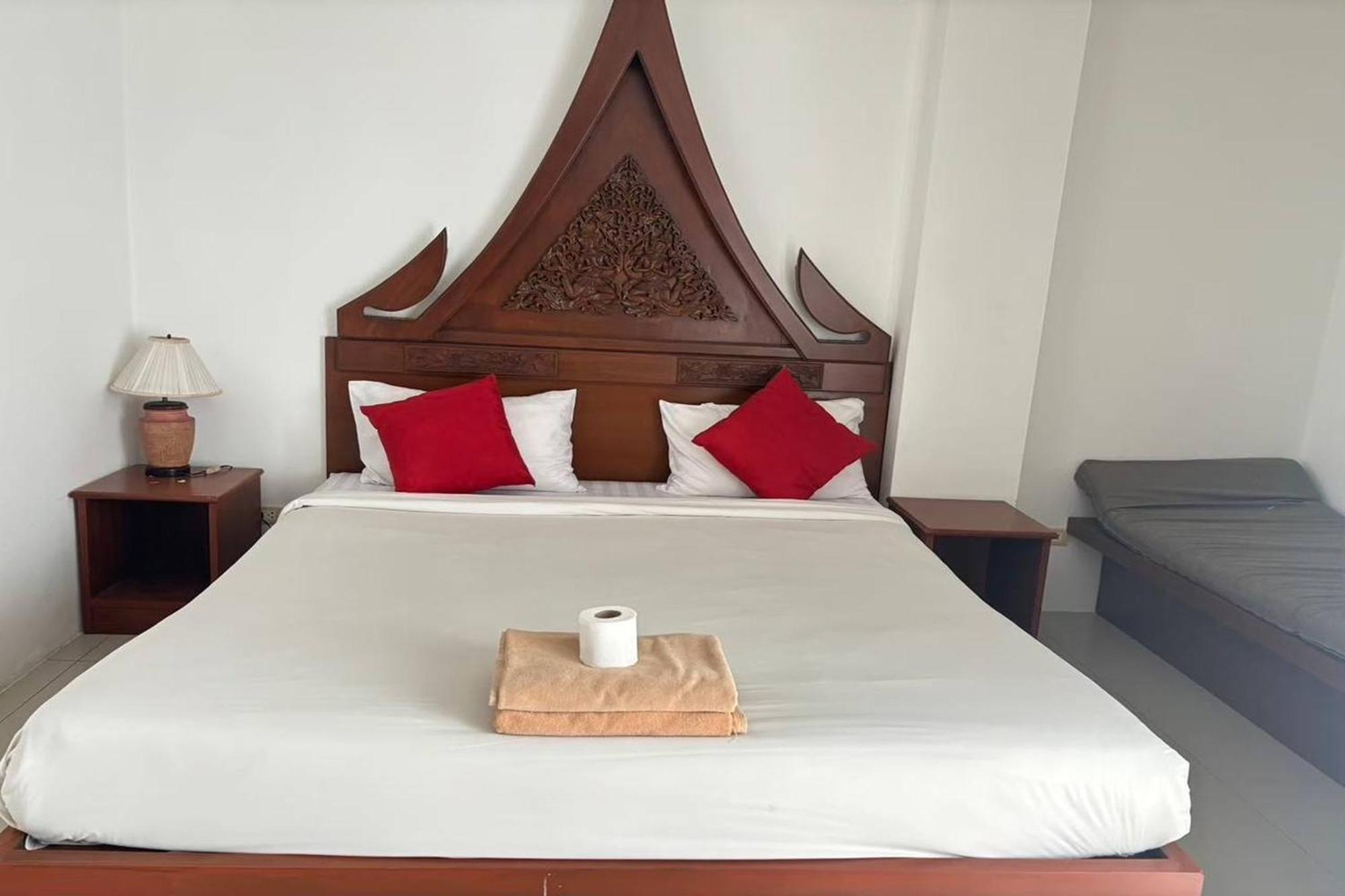 Praew Mansion Hotell Kamala-stranden Eksteriør bilde