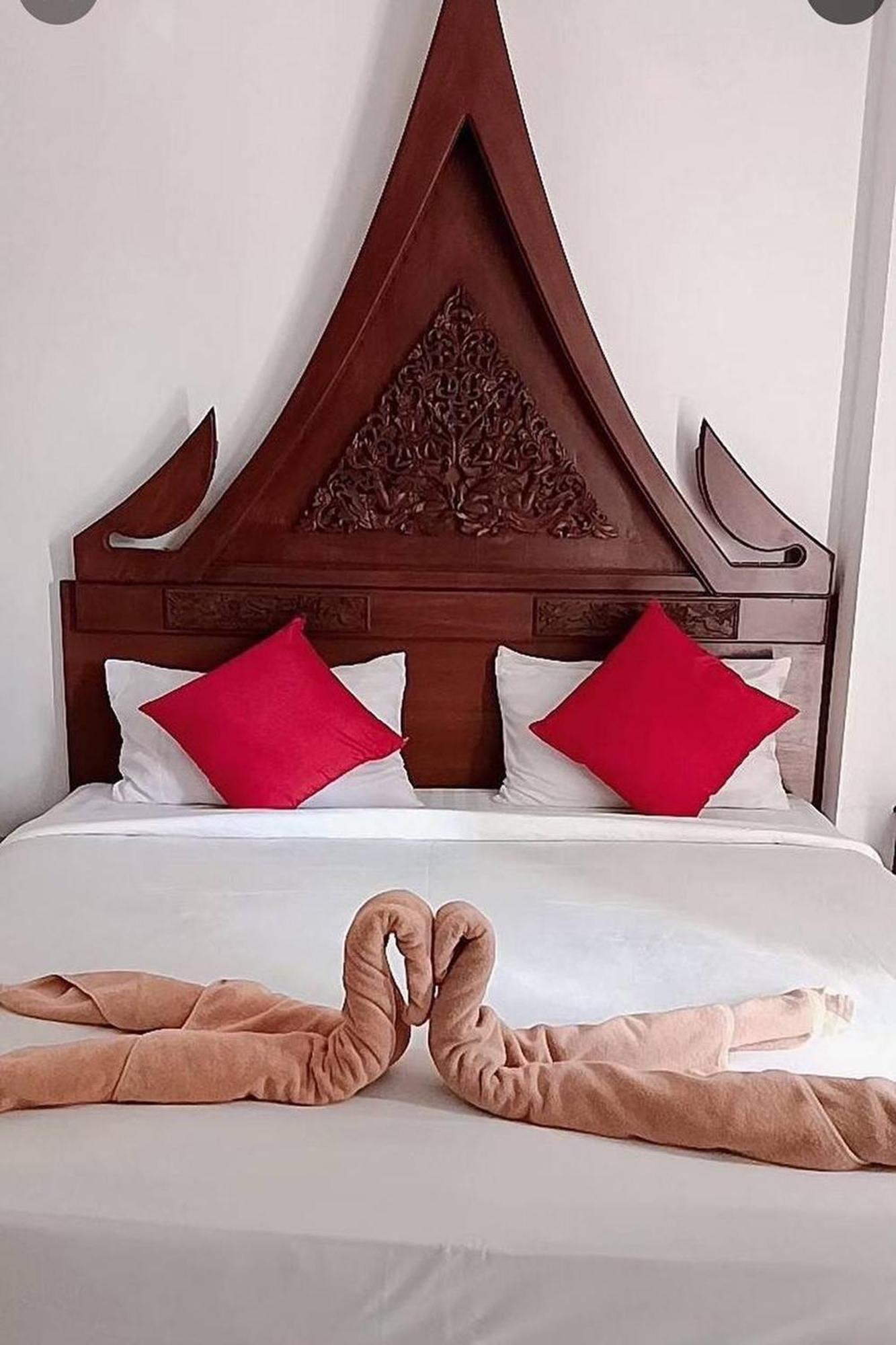 Praew Mansion Hotell Kamala-stranden Eksteriør bilde